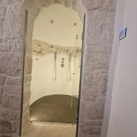 Trulli Aura Bianca 3*