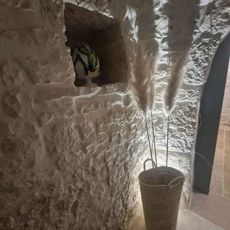 Trulli Aura Bianca Alberobello