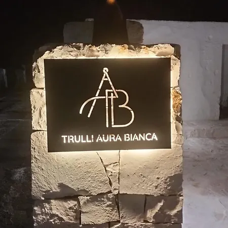 Trulli Aura Bianca 3*